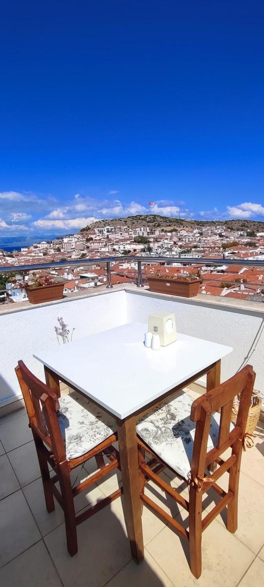 Bonapart Hotel Cesme Bagian luar foto