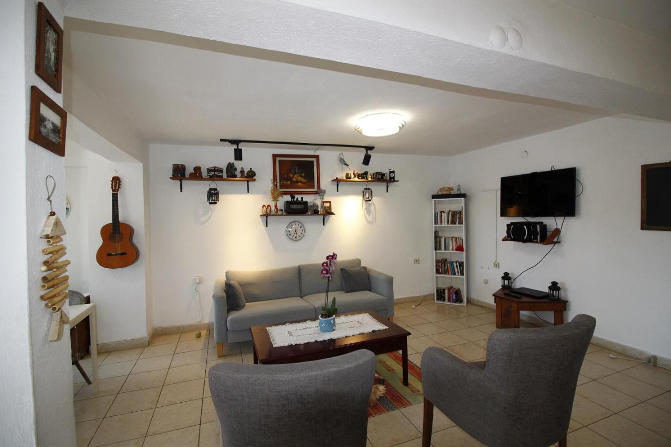 Bonapart Hotel Cesme Bagian luar foto