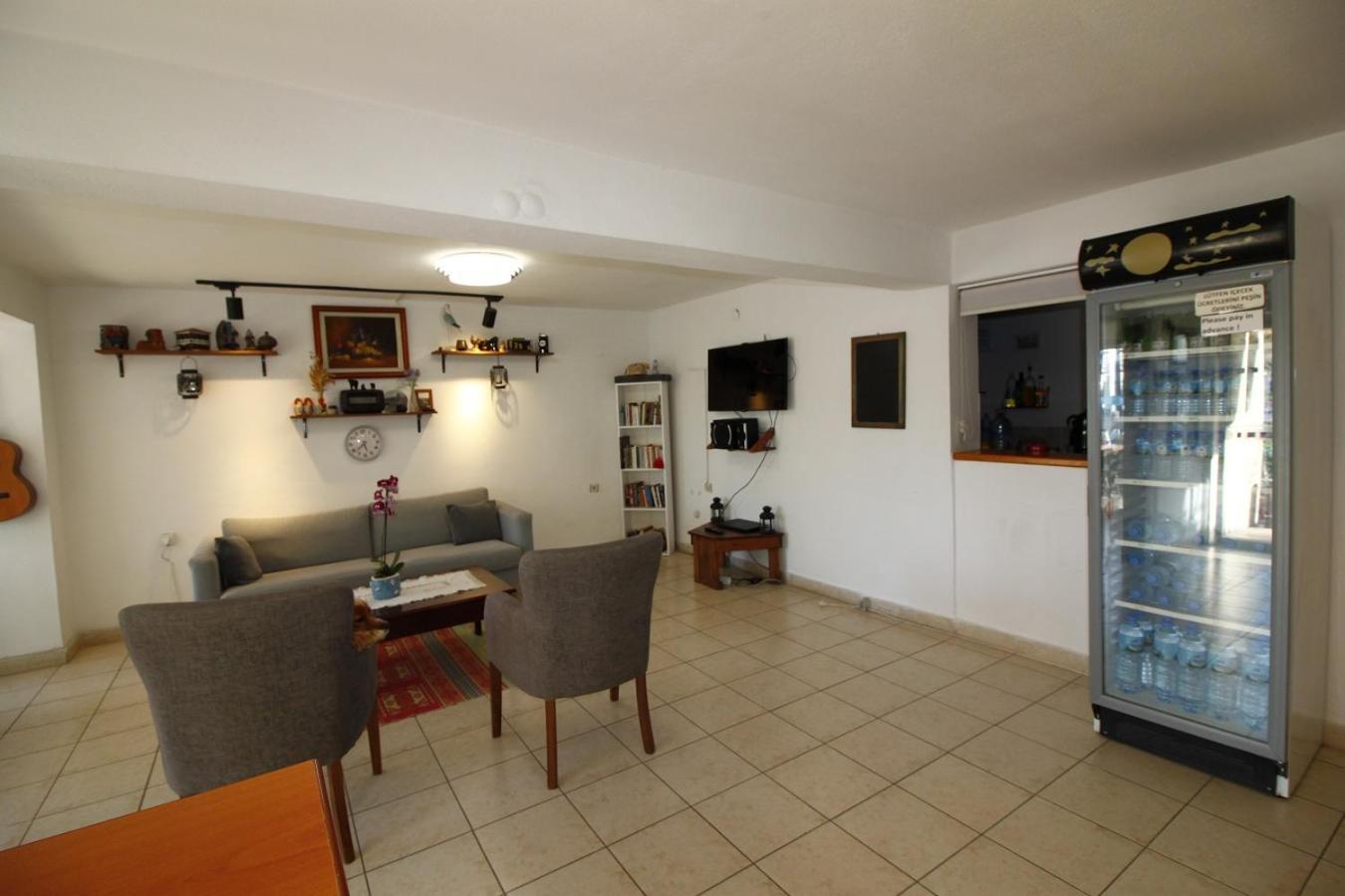 Bonapart Hotel Cesme Bagian luar foto